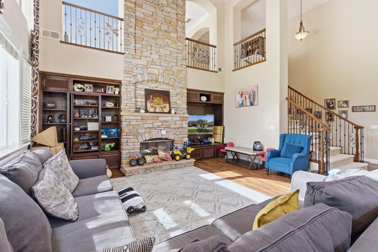 848 West Santos Avenue Ripon, CA 95366 - Photo 14 of 63