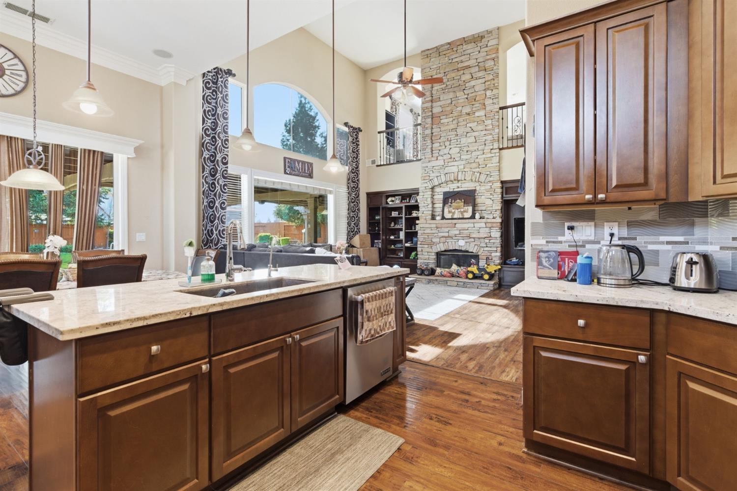 848 West Santos Avenue Ripon, CA 95366 - Photo 20 of 63