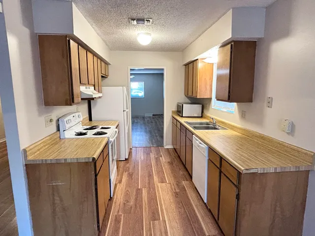 $1,825 | 318 Austin Avenue, Mary Esther, FL 32569