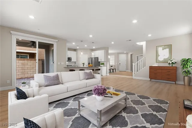 $2,995 | 137 Fulgora Street, Henderson, NV 89074