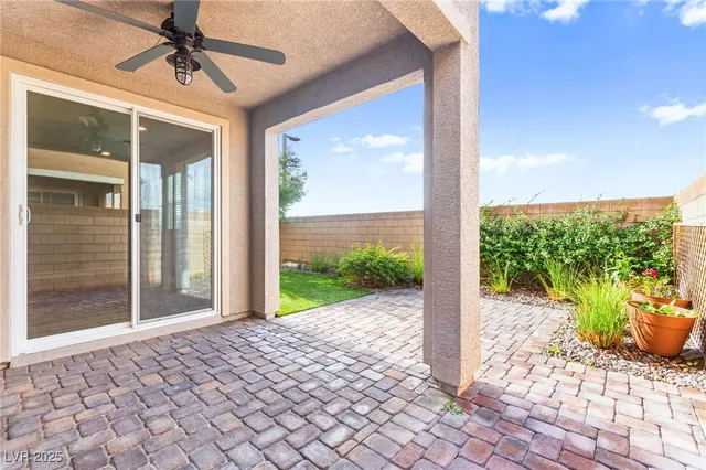 $2,995 | 137 Fulgora Street, Henderson, NV 89074