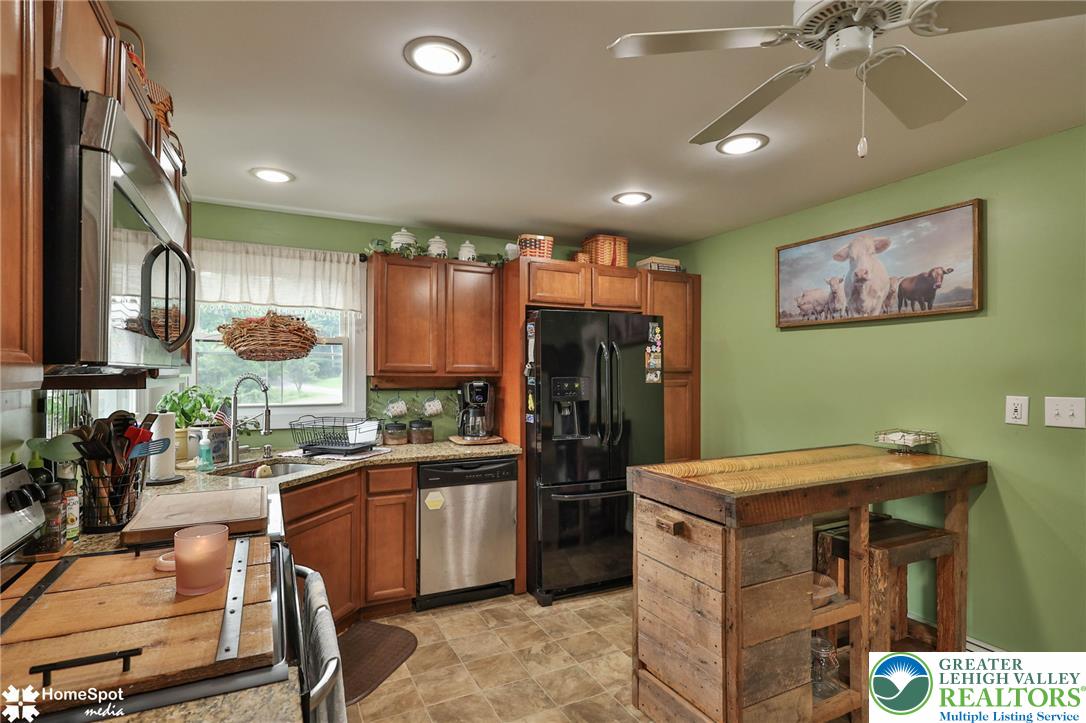 753 Lower Cherry Valley Road Stroudsburg, PA 18360 - Photo 13 of 77 Gallery Image 13