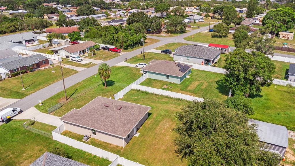 235 Grant Street Lake Wales, FL 33859 - Photo 3 of 34