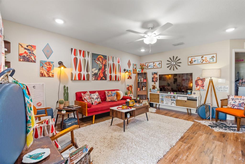 235 Grant Street Lake Wales, FL 33859 - Photo 5 of 34