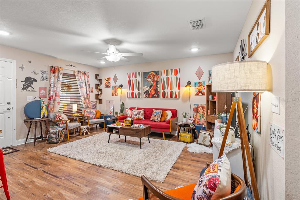 235 Grant Street Lake Wales, FL 33859 - Photo 6 of 34