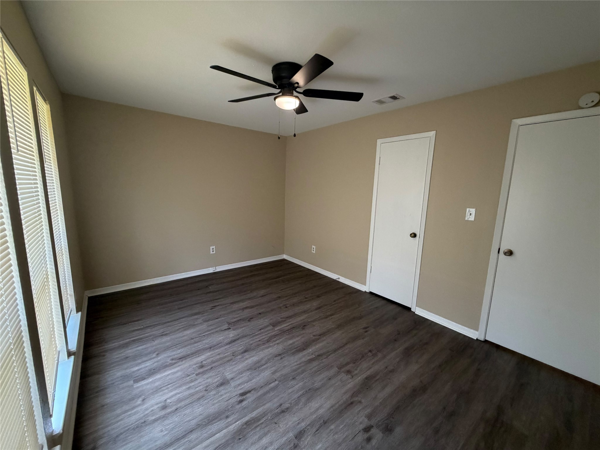 2015 Trailing Vine Road Spring, TX 77373 - Photo 21 of 28 Gallery Image 21