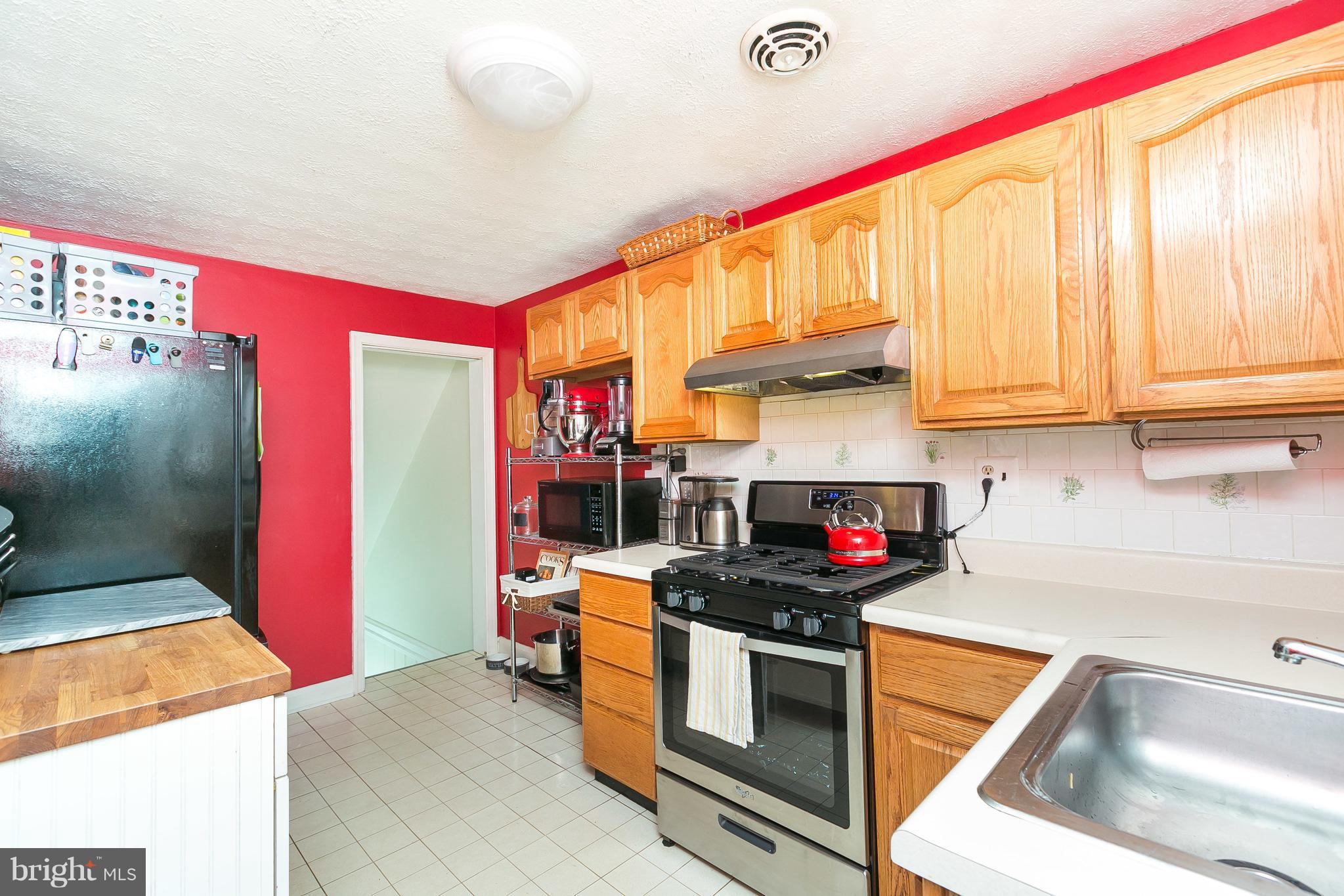 1532 Dellsway Road Towson, MD 21286 - Photo 10 of 30 Kitchen