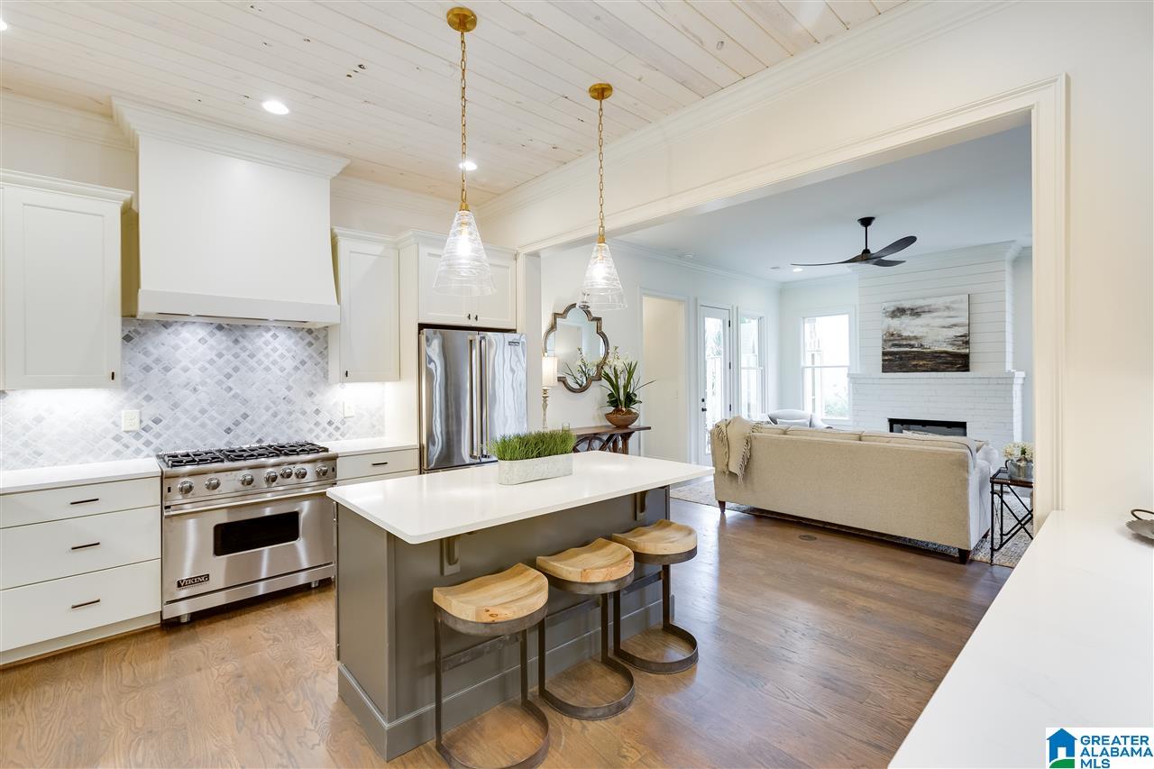 805 Carr Avenue Birmingham, AL 35209 - Photo 5 of 29