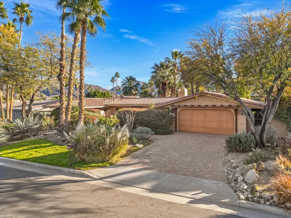 $1,225,000 | 73425 Buckboard Trail, Palm Desert, CA 92260