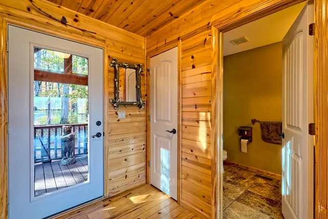 $873,900 | 1929 Lakeview Summit Drive, Young Harris, GA 30582