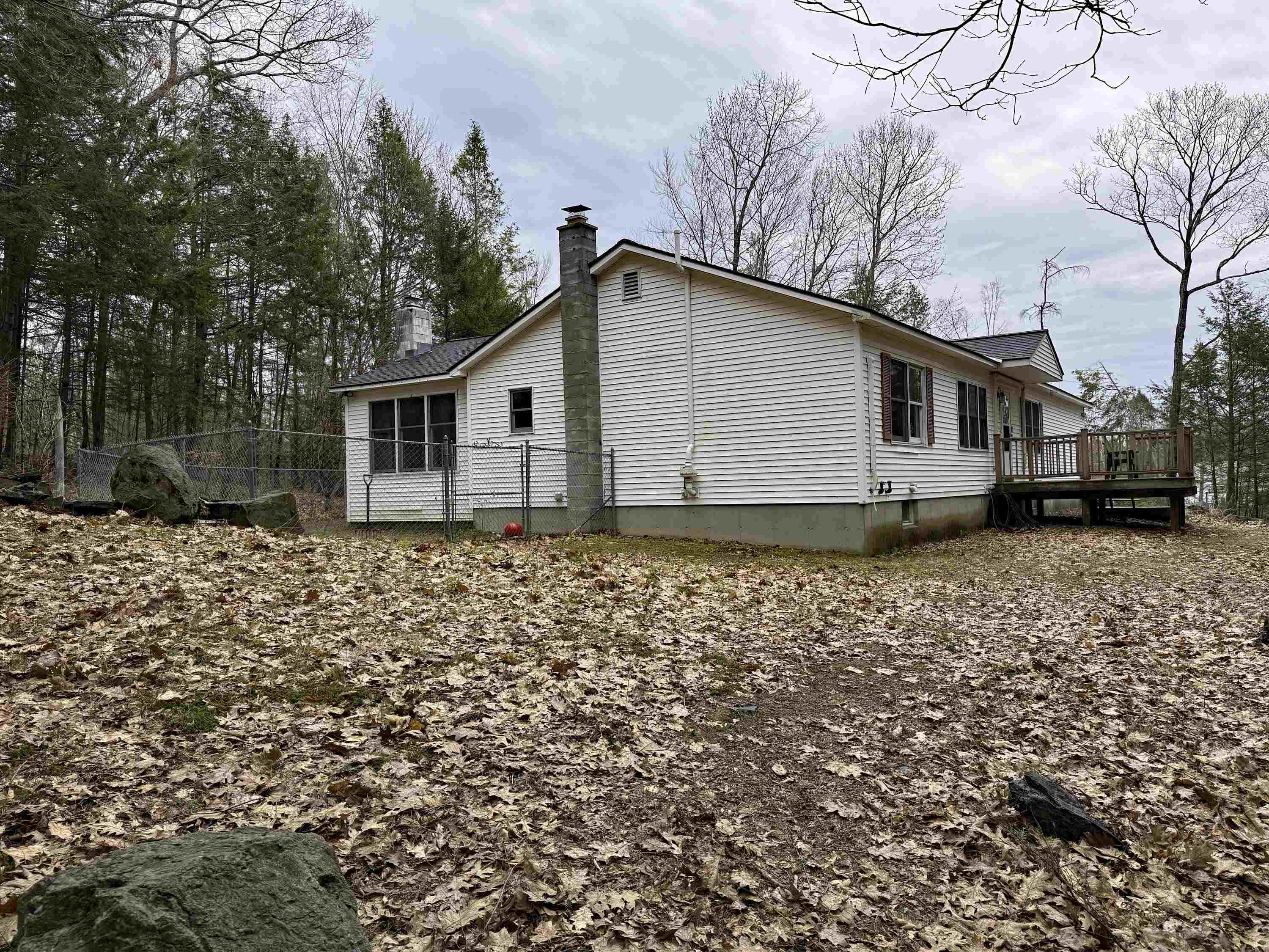 60 Rocky Ledge Court Vernon, VT 05354 - Photo 2 of 12
