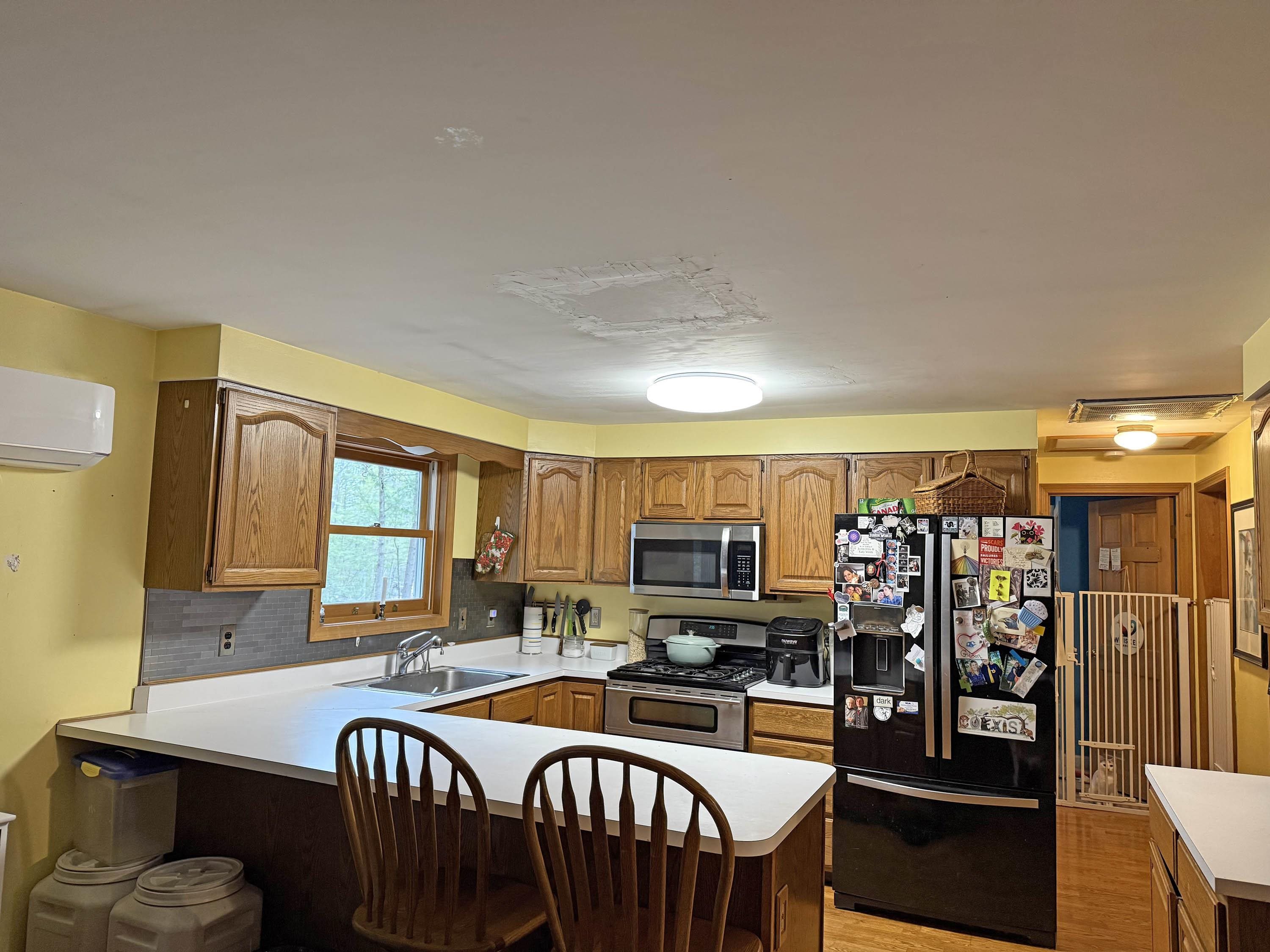 60 Rocky Ledge Court Vernon, VT 05354 - Photo 6 of 12