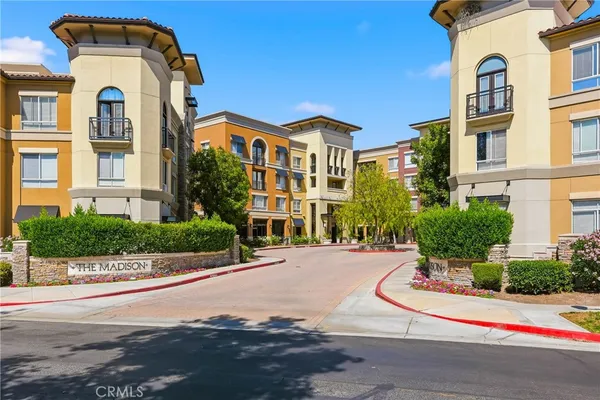 $399,000 | 24545 Town Center Drive, Unit 5401, Valencia, CA 91355
