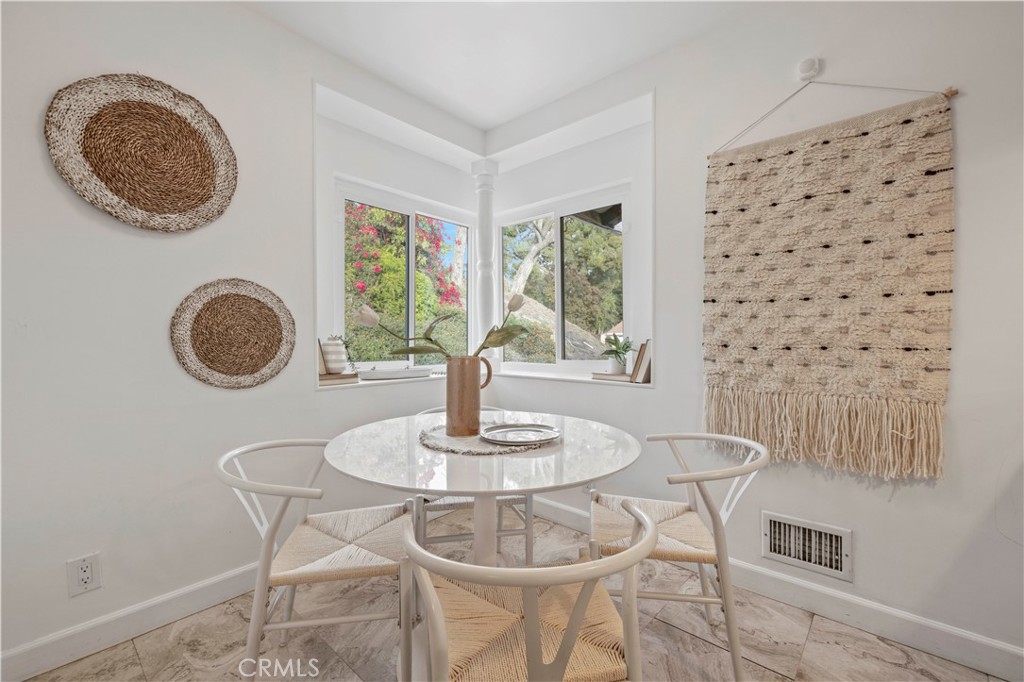 16711 Knollwood Drive Granada Hills, CA 91344 - Photo 20 of 47