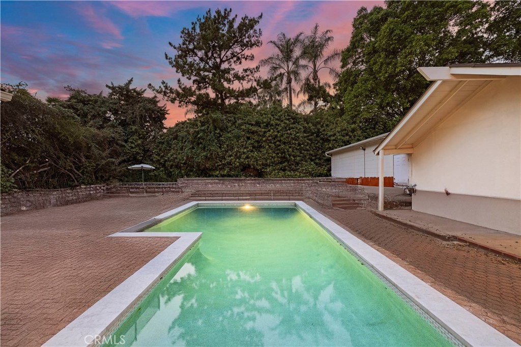 16711 Knollwood Drive Granada Hills, CA 91344 - Photo 42 of 47