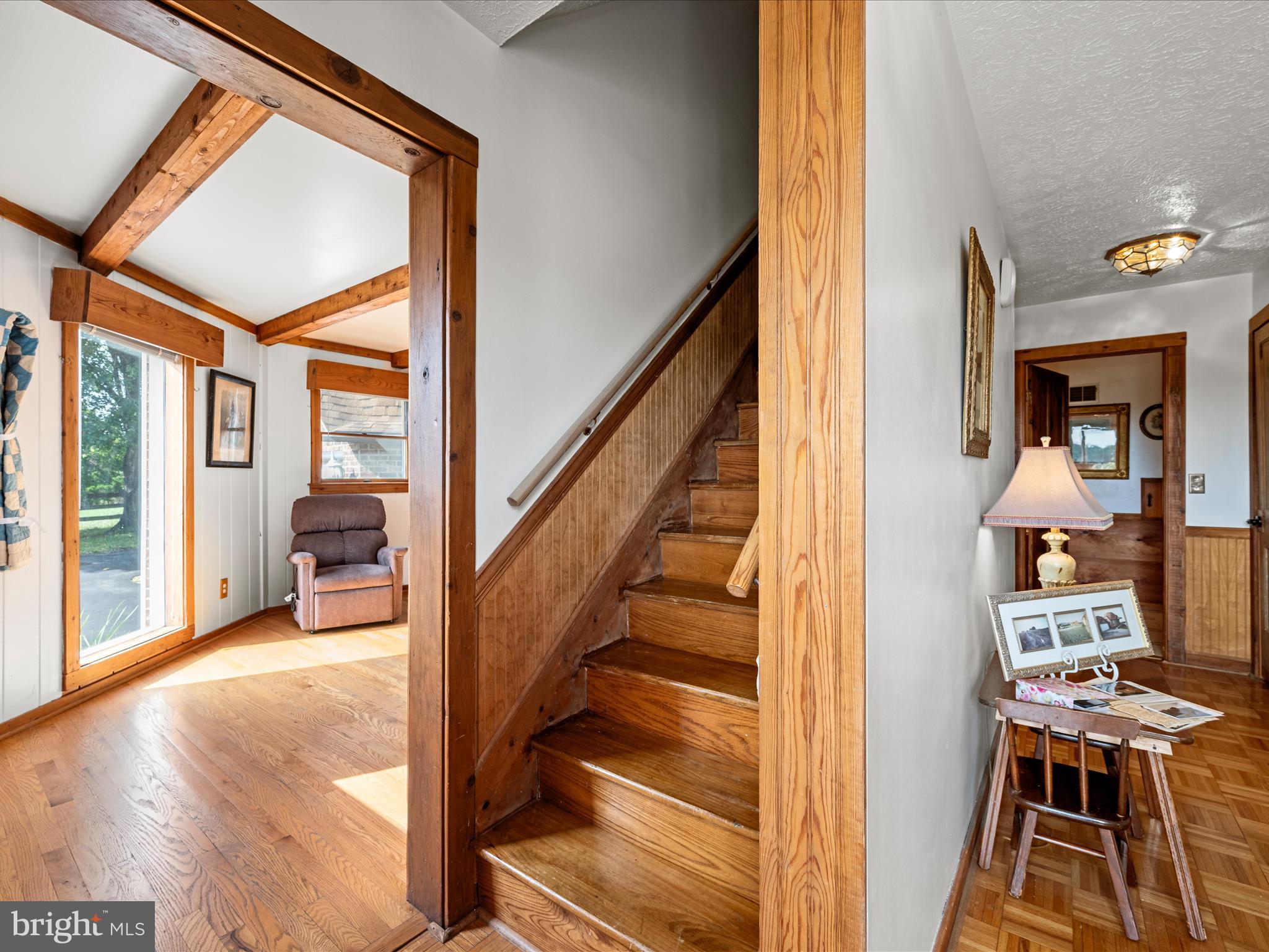 2064 Sulphur Springs Road Middletown, VA 22645 - Photo 18 of 80 Stairs