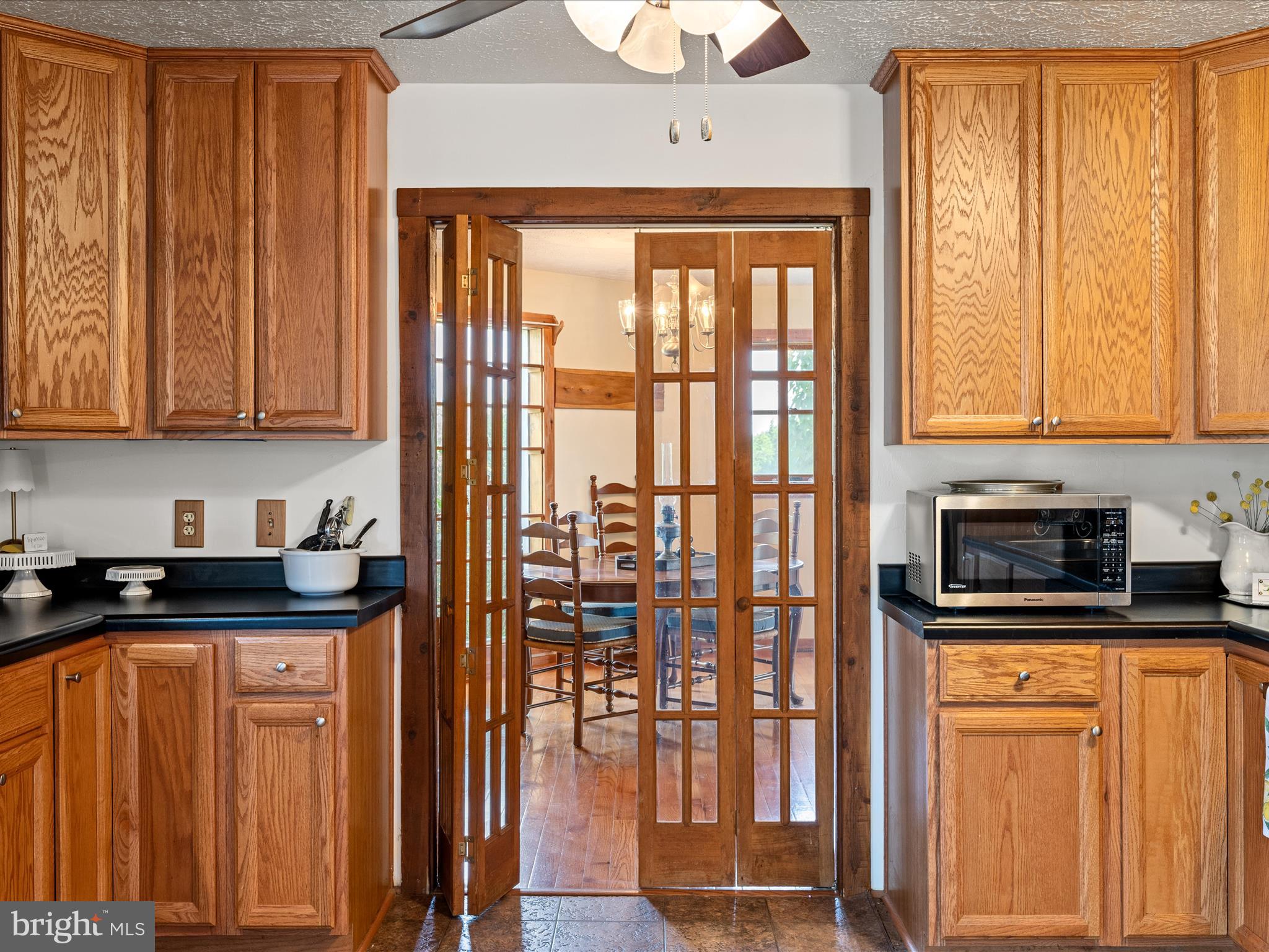 2064 Sulphur Springs Road Middletown, VA 22645 - Photo 27 of 80 Dining Room Entry