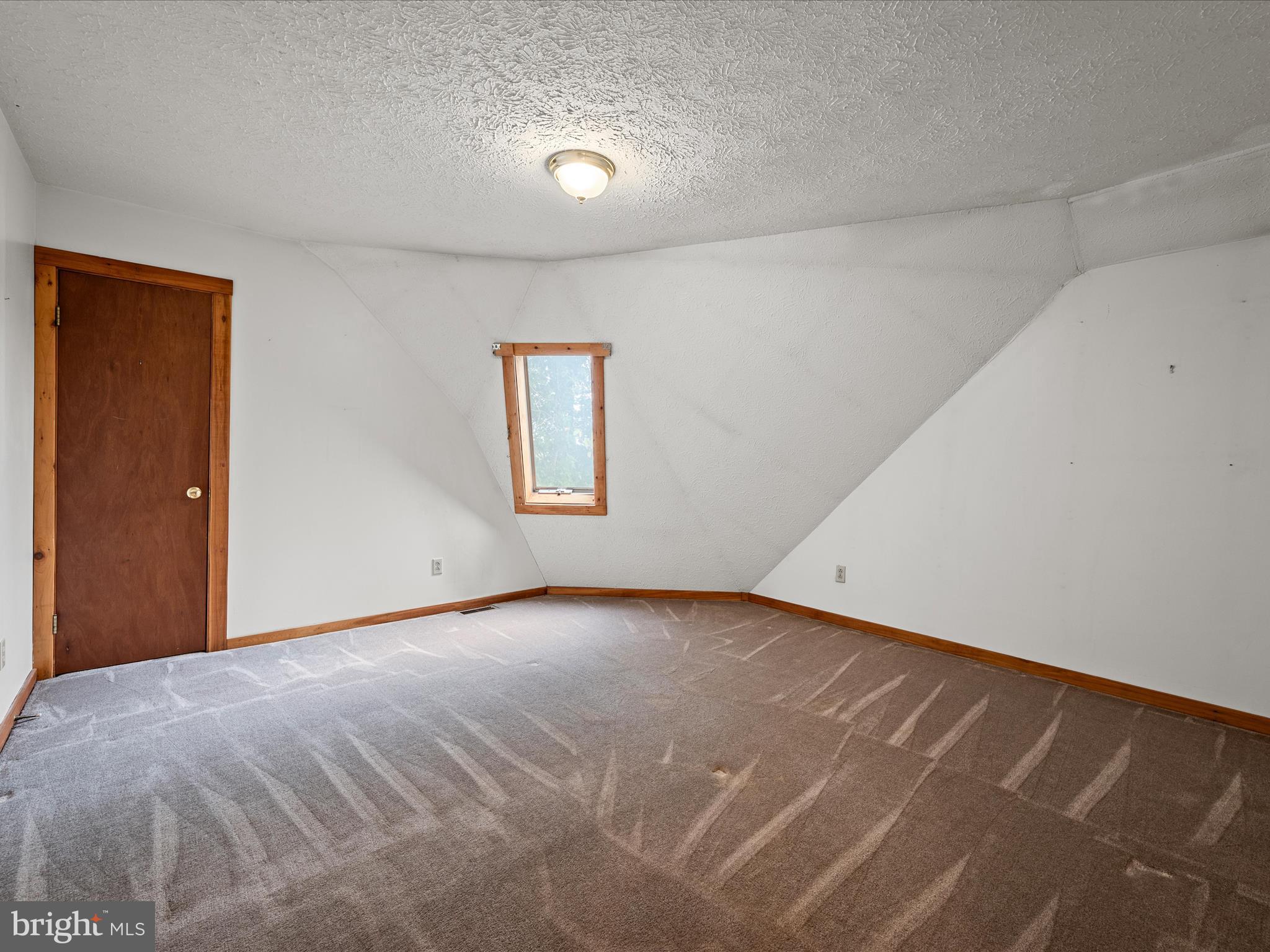 2064 Sulphur Springs Road Middletown, VA 22645 - Photo 51 of 80 Bedroom