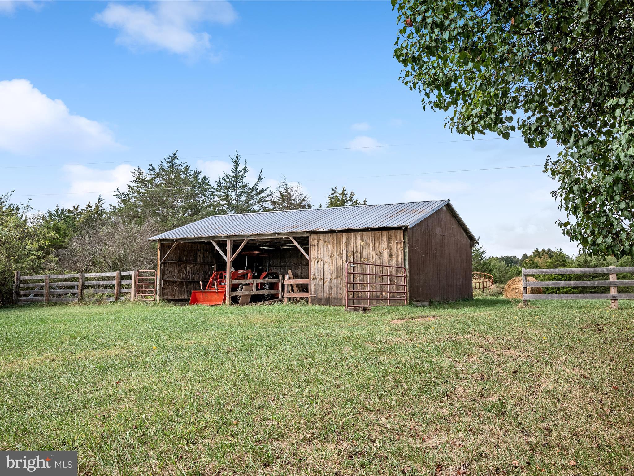2064 Sulphur Springs Road Middletown, VA 22645 - Photo 77 of 80 Barn