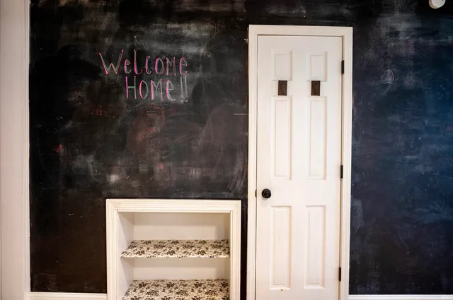 $180,000 | 218 Kenyon Avenue, Elkhart, IN 46516