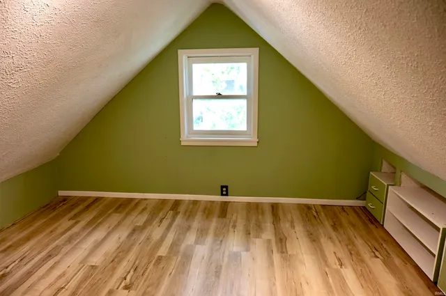 $180,000 | 218 Kenyon Avenue, Elkhart, IN 46516