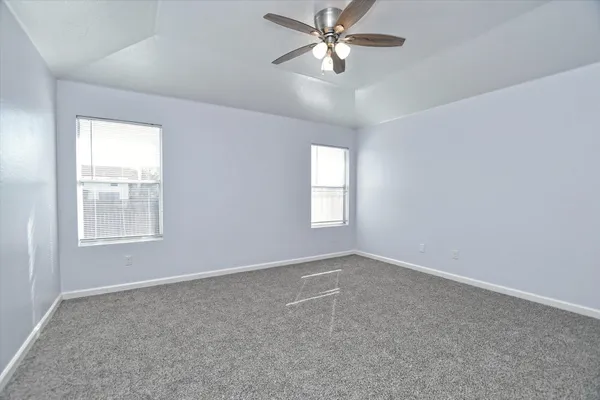 $1,995 | 401 Bandara Woods Boulevard, Elgin, TX 78621