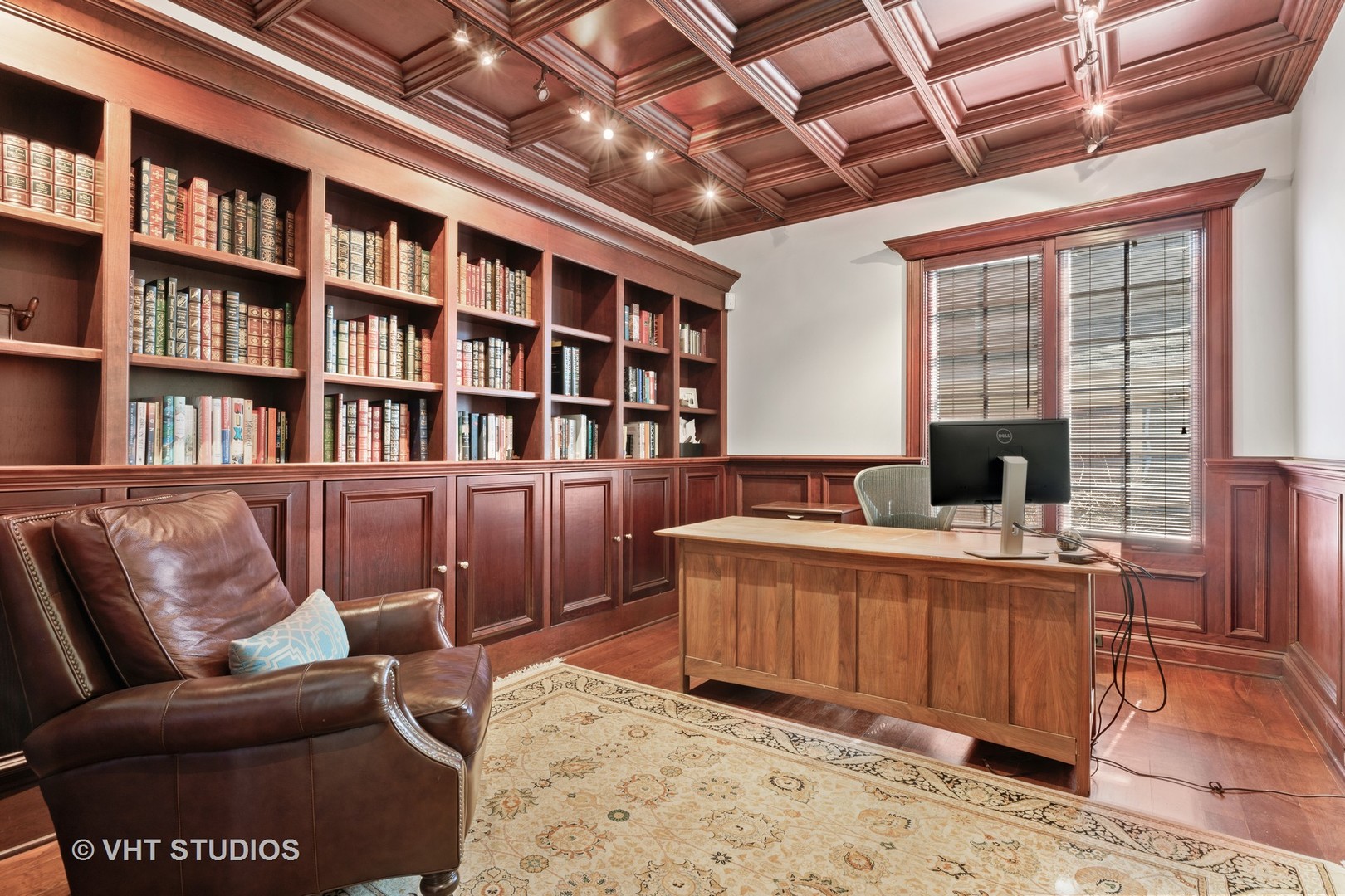 795 Grove Street Glencoe, IL 60022 - Photo 15 of 38 a living room with furniture and a book shelf