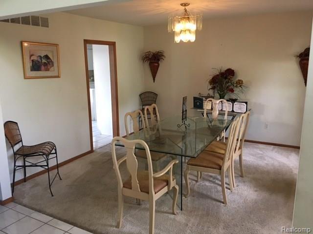 30914 Country Ridge Circle Farmington Hills, MI 48331 - Photo 5 of 11