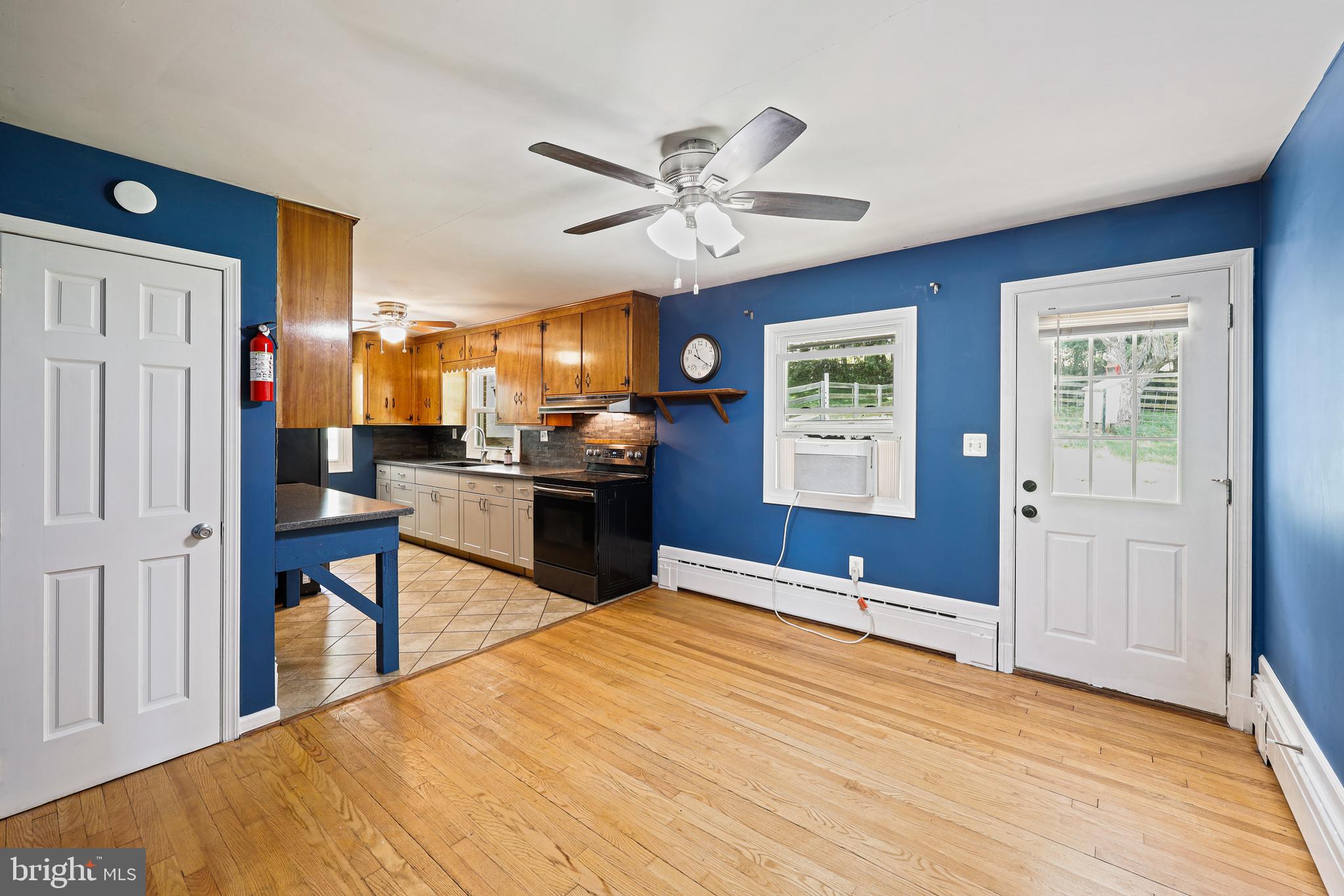 2538 Marston Road New Windsor, MD 21776 - Photo 7 of 27 Large dining area