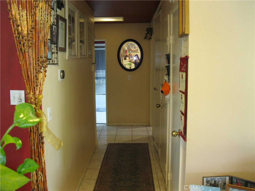 3673 Citronella Street Simi Valley, CA 93063 - Photo 8 of 16 Hallway to bedrooms