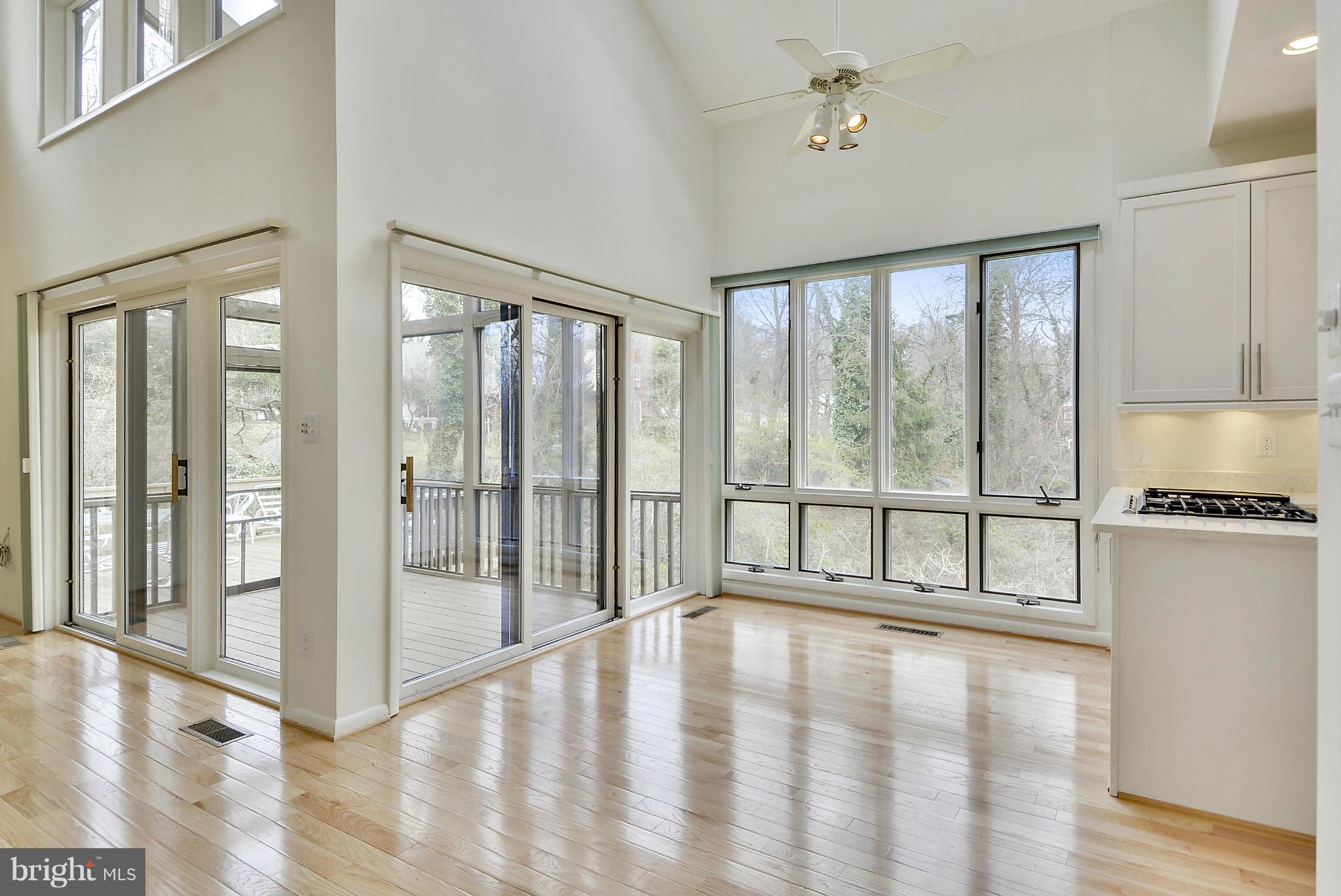 2905 Barker Street Silver Spring, MD 20910 - Photo 8 of 30 Interior (General)