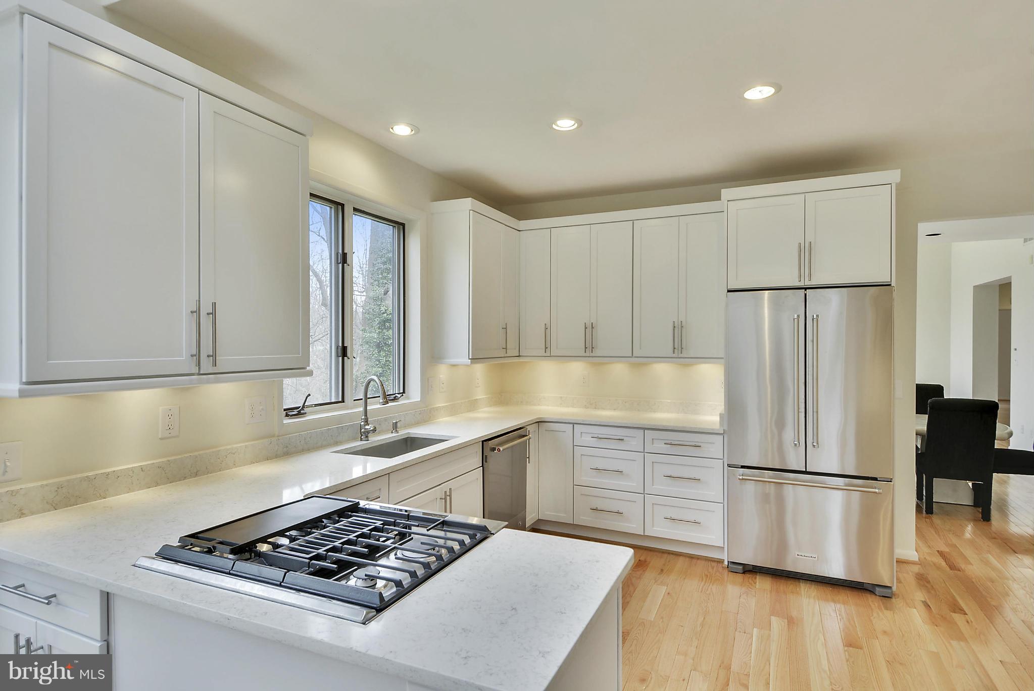 2905 Barker Street Silver Spring, MD 20910 - Photo 9 of 30 Kitchen