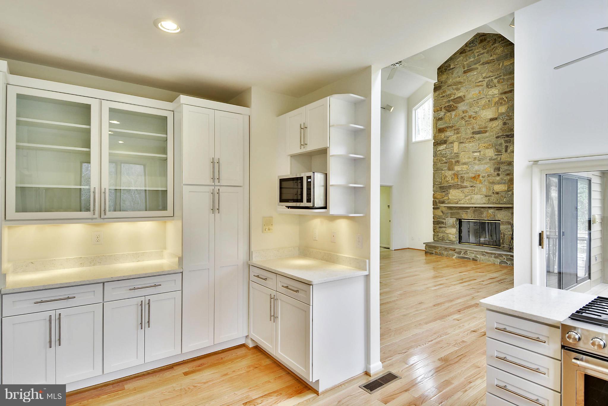 2905 Barker Street Silver Spring, MD 20910 - Photo 10 of 30 Kitchen