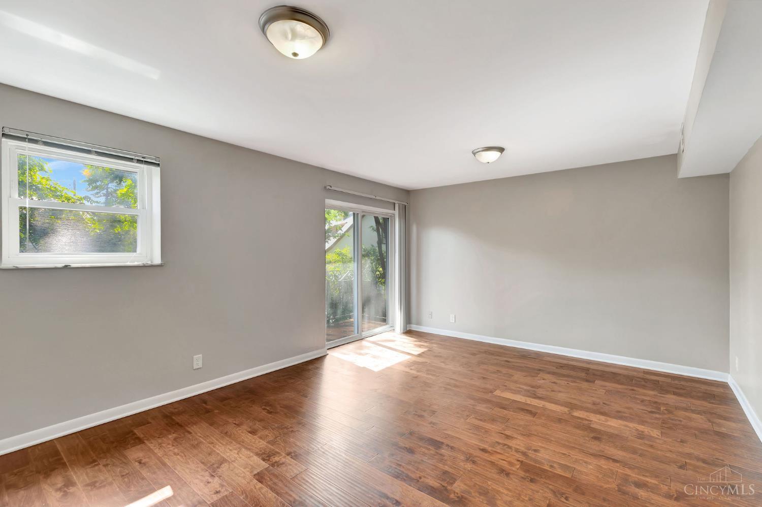 2270 Madison Road, Unit 3C Cincinnati, OH 45208 - Photo 26 of 32 Bedroom #3