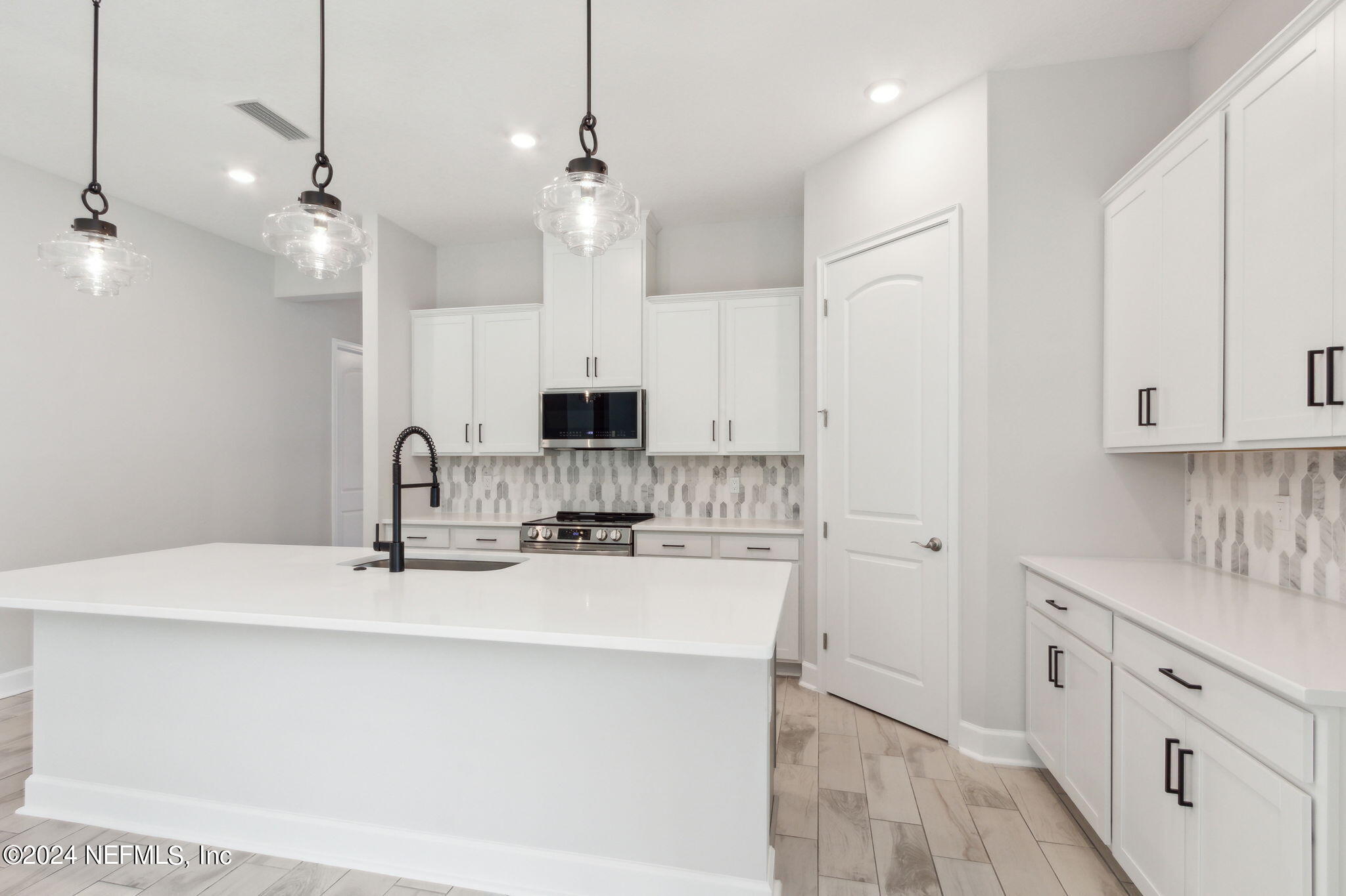 85300 Sandy Rdg Loop, Unit 34 Yulee, FL 32097 - Photo 19 of 42 16-web-or-mls-85300 Sandy Ridge Loop (20