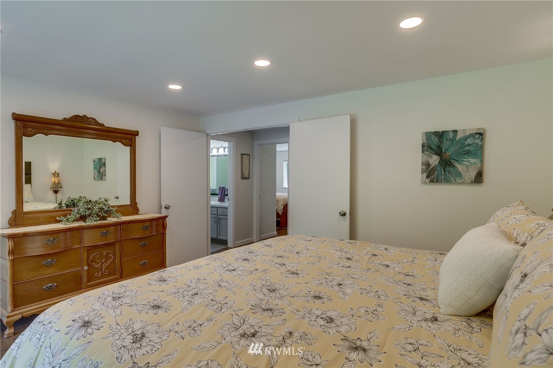 16610 23rd Avenue Southeast Bothell, WA 98012 - Photo 22 of 40 Gallery Image 22
