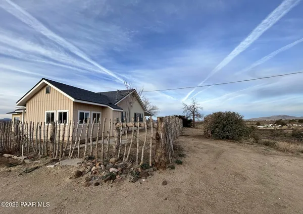 $270,000 | 9330 South Donald Trail, Kirkland, AZ 86332