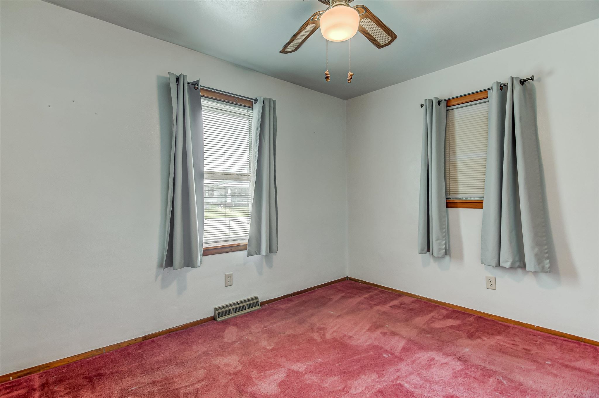 2321 East Reservoir Street Springfield, IL 62702 - Photo 12 of 26 Gallery Image 12