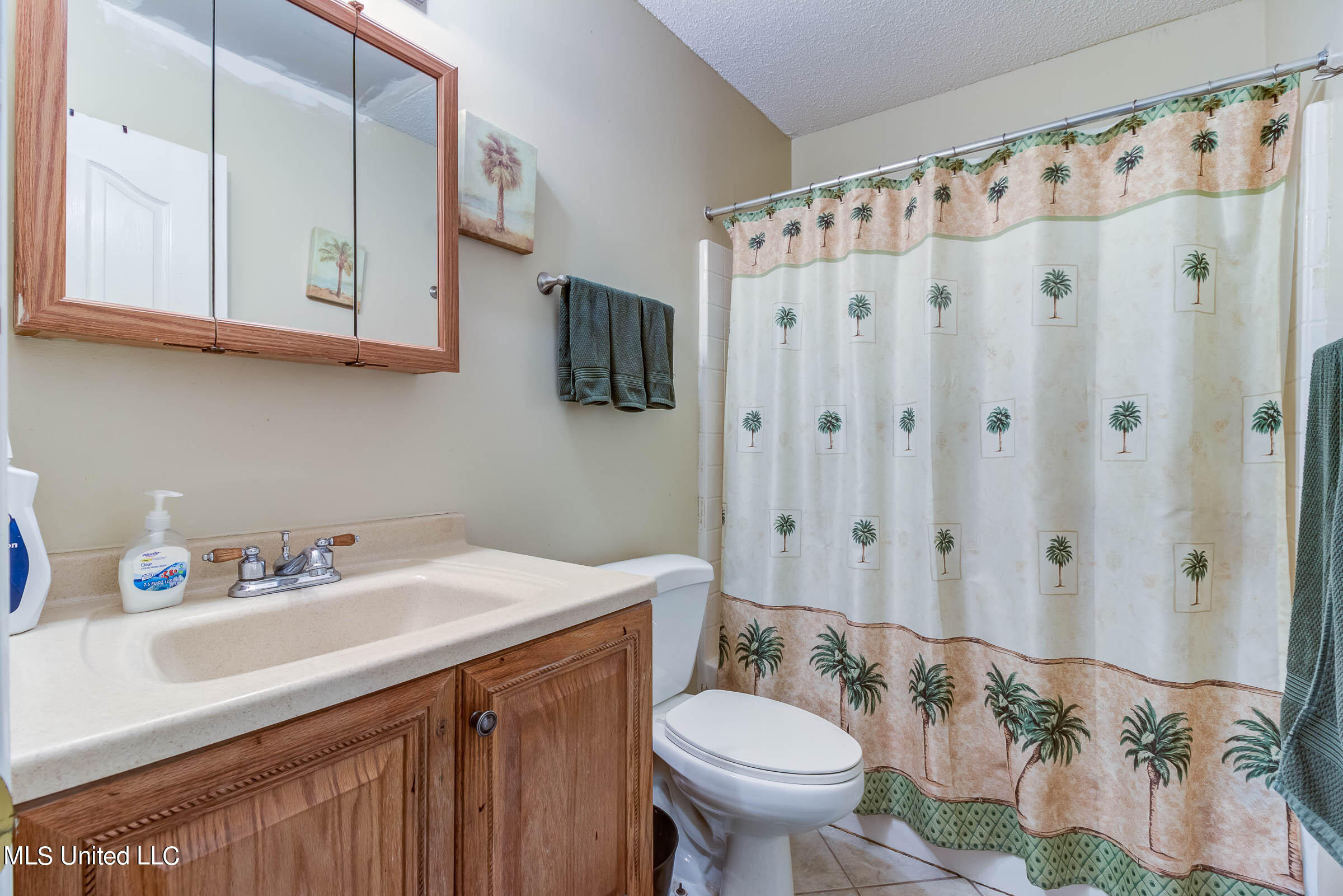 13530 Dedeaux Road, Unit A & B Gulfport, MS 39503 - Photo 18 of 22 13530 Dedeaux Rd (18)