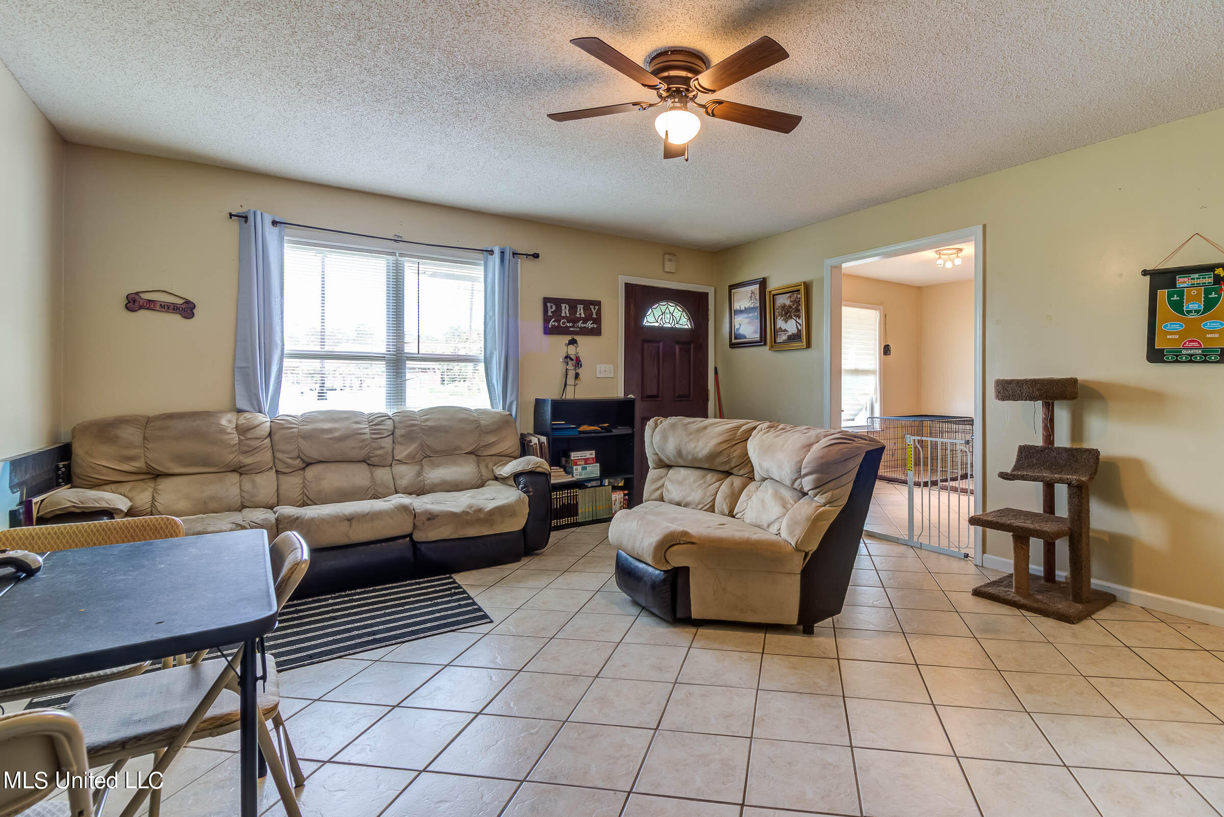 13530 Dedeaux Road, Unit A & B Gulfport, MS 39503 - Photo 4 of 22 13530 Dedeaux Rd (4)