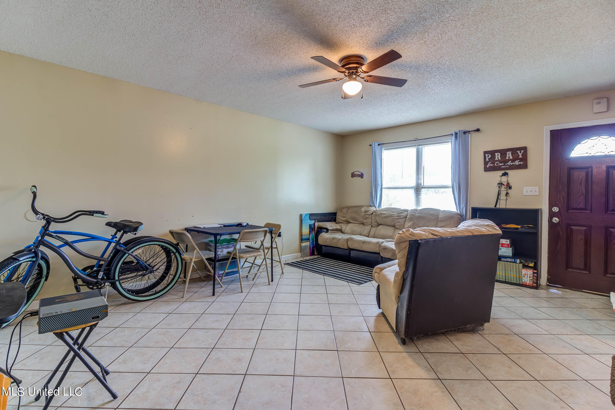 13530 Dedeaux Road, Unit A & B Gulfport, MS 39503 - Photo 6 of 22 13530 Dedeaux Rd (6)