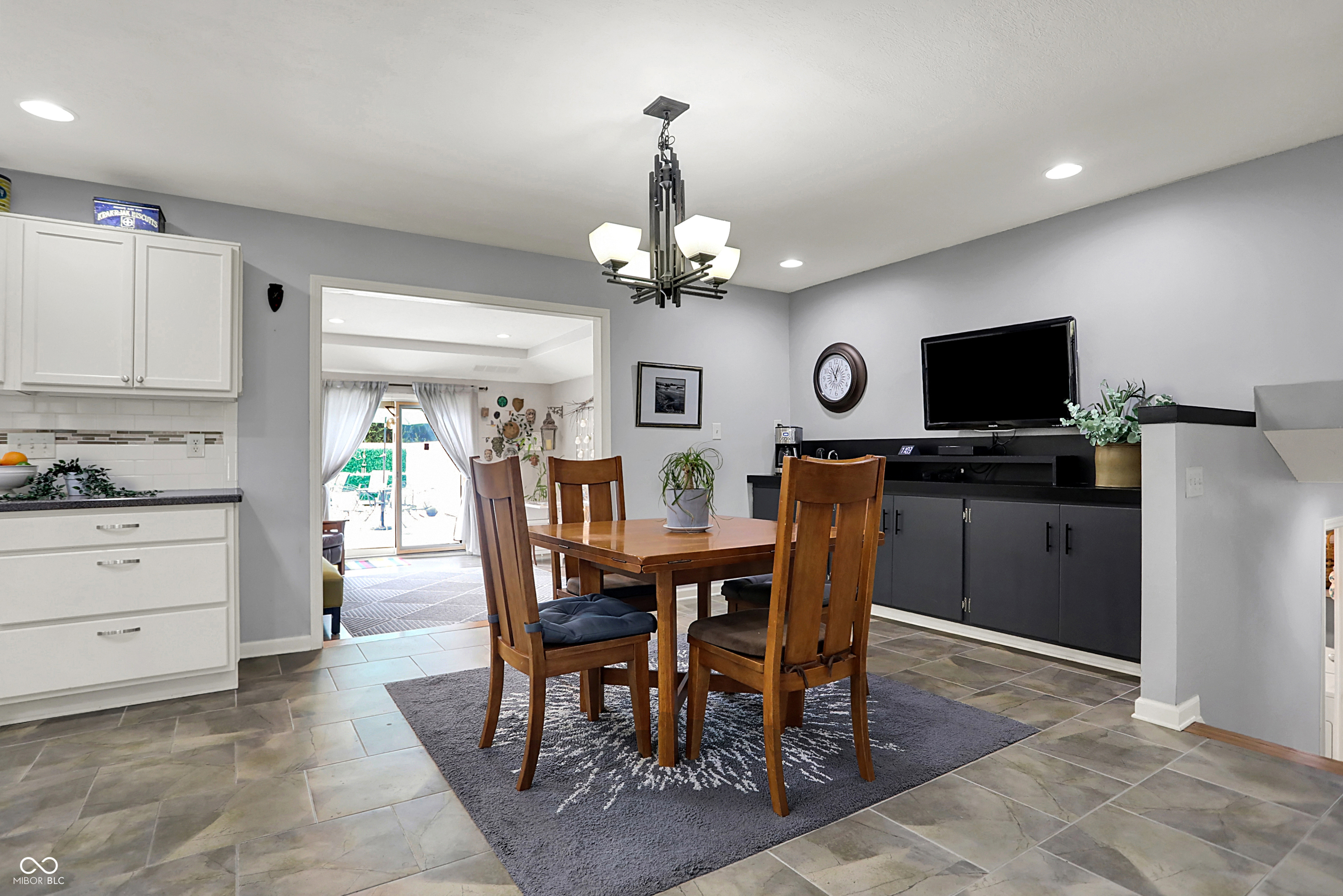 2001 Winchester Drive Indianapolis, IN 46227 - Photo 11 of 39