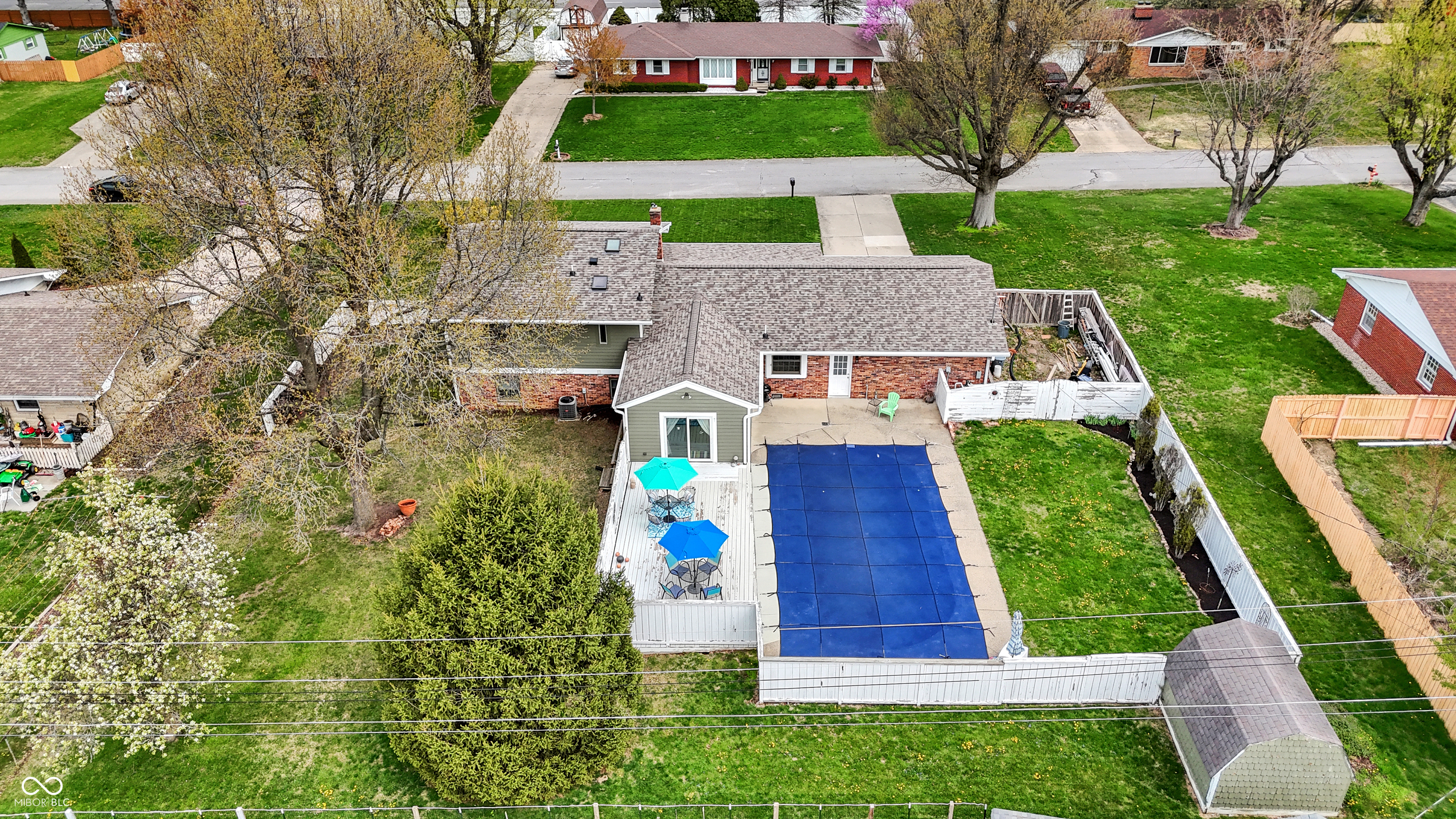 2001 Winchester Drive Indianapolis, IN 46227 - Photo 3 of 39