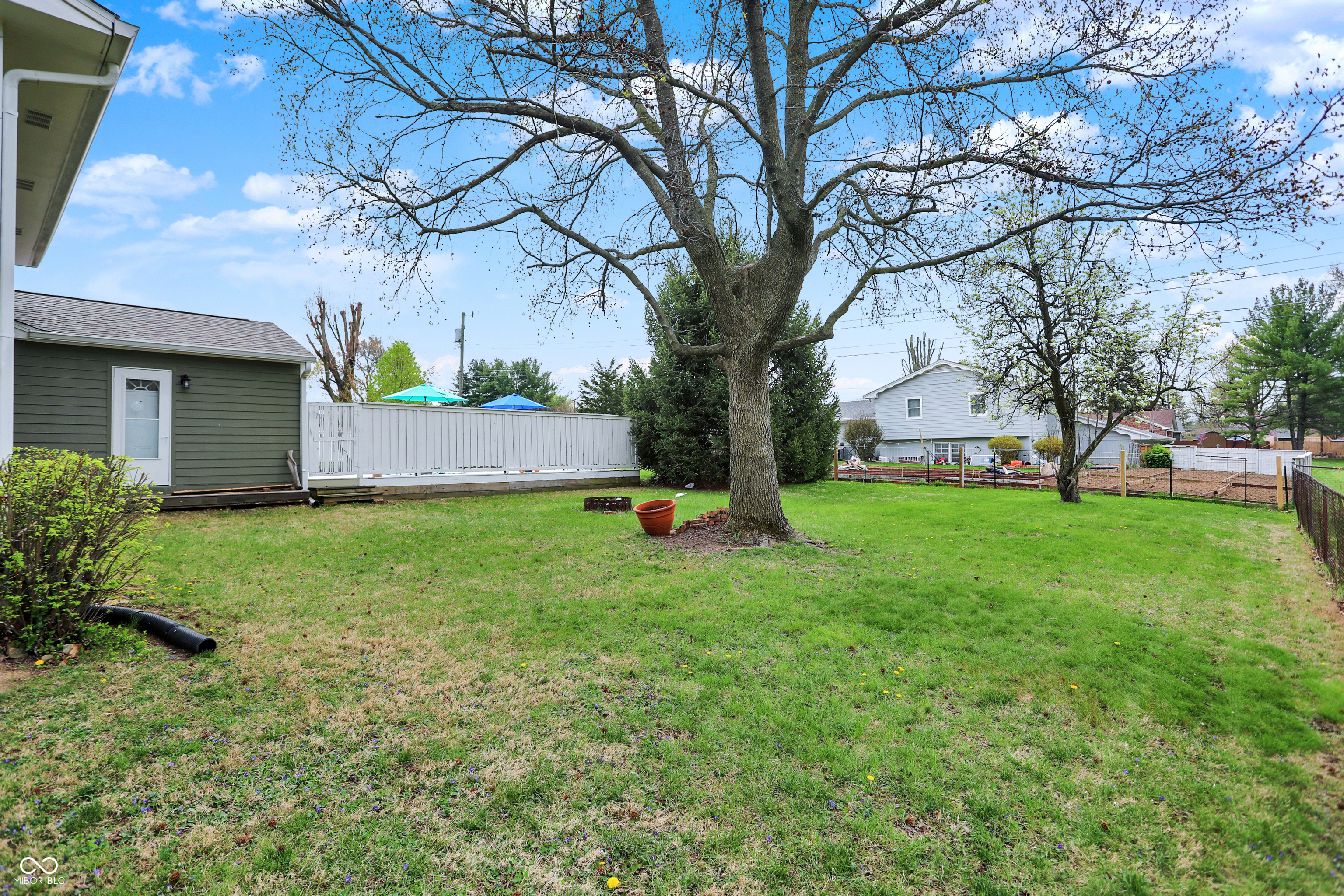 2001 Winchester Drive Indianapolis, IN 46227 - Photo 33 of 39