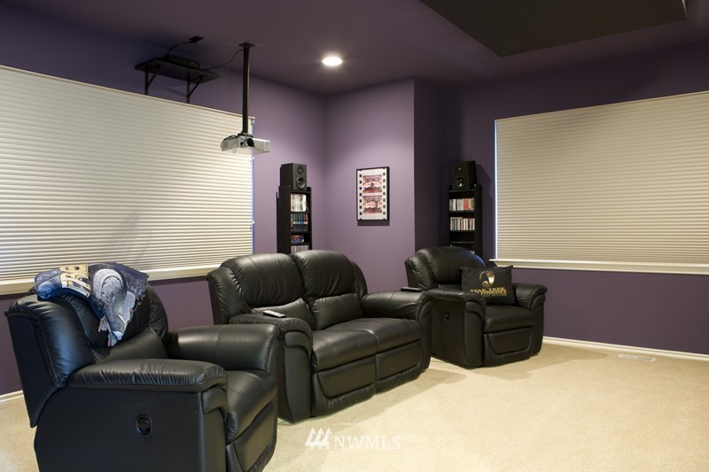 4806 Northeast 20th Place Renton, WA 98059 - Photo 15 of 17 a living room with furniture