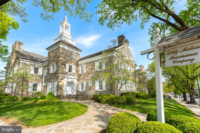 319 North Broad Street Lititz, PA 17543 - Photo 54 of 60 Dowtown Lititz-4