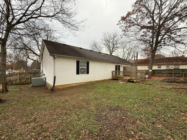 137 Nelson Drive, La Vergne, TN 37086