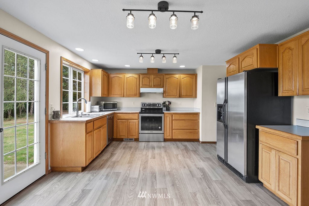 700 Carnine Road Castle Rock, WA 98611 - Photo 7 of 29 Gallery Image 7