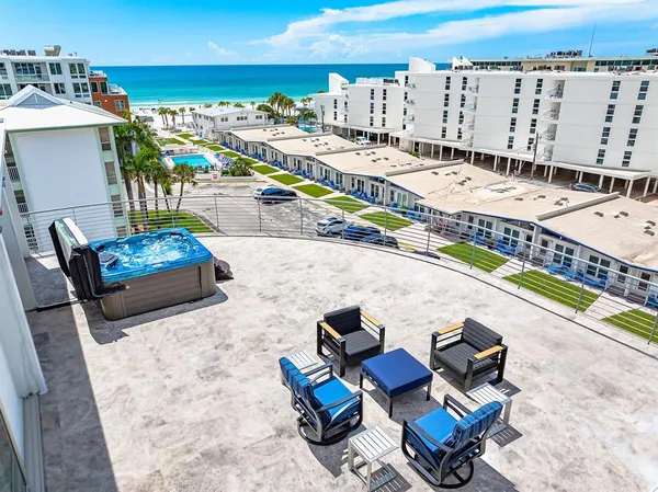 $5,250,000 | 1140 Seaside Drive, Unit 301, Sarasota, FL 34242