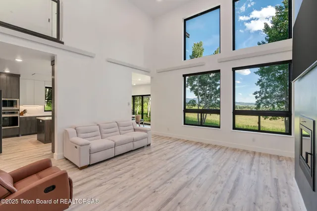 $1,295,000 | 100 South Forest Drive, Thayne, WY 83127